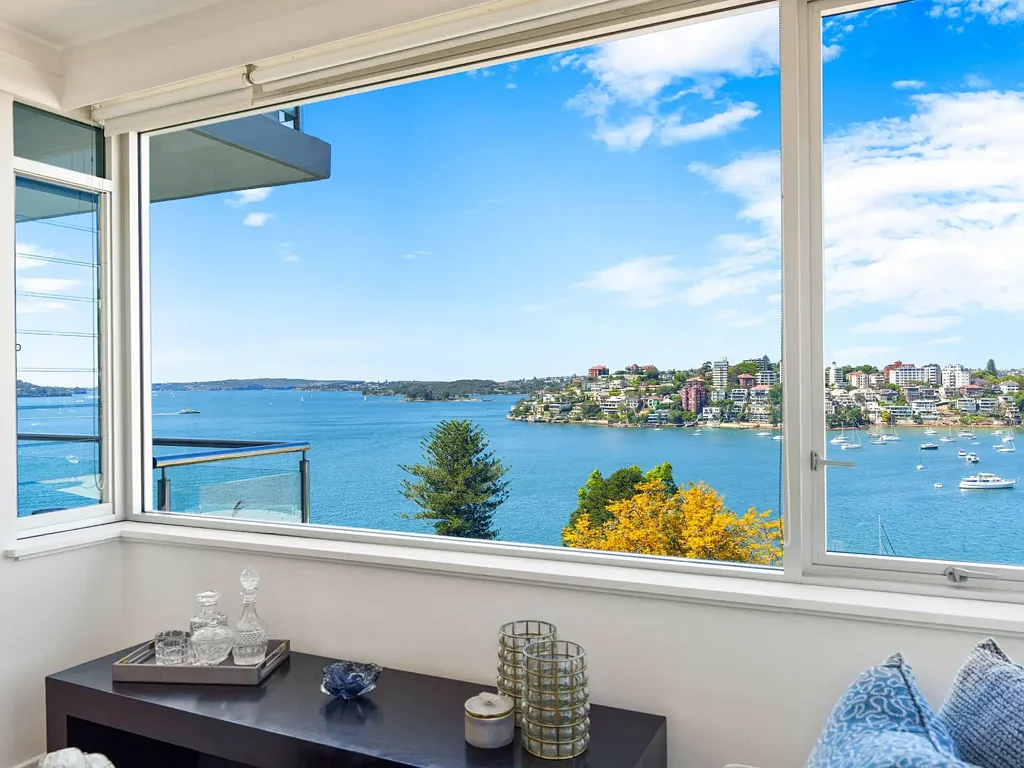 Darling Point 3غرفة نوم Elevated Harbourside Hideaway with Sweeping Panoramas