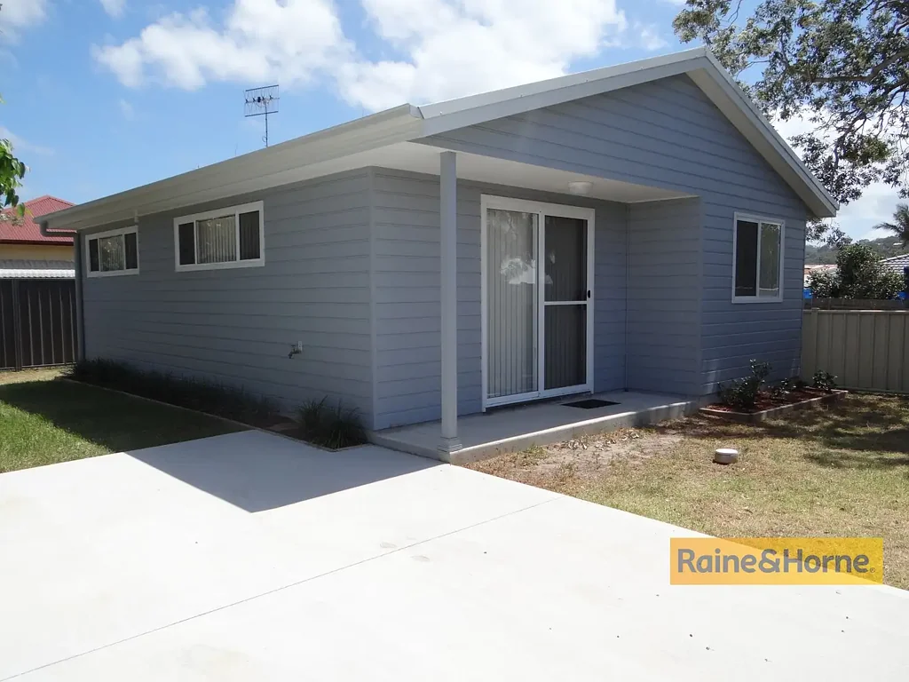 MODERN TWO BEDROOM HOUSE