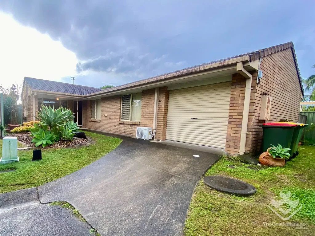 Charming 3 Bedroom Home in Varsity Lakes