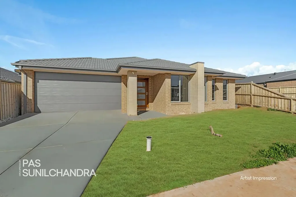 Modern Family Living in a Peaceful Location
