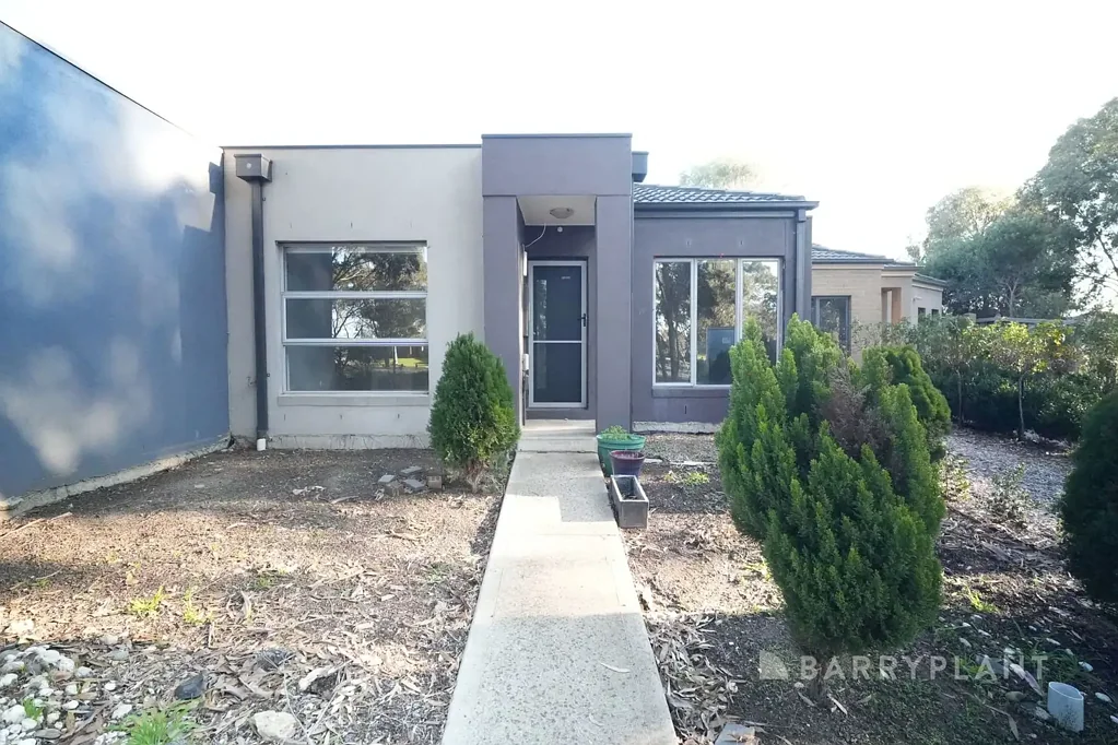 8 Deliza Walk, South Morang, VIC 3752