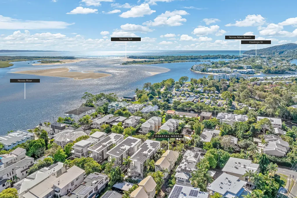 Noosaville 2 Bedroom Perfectly Positioned Noosaville Townhouse Just Moments From The Noosa River And Gympie Terrace