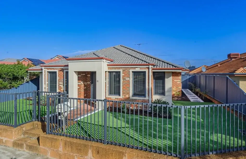 4x2 Home with great location