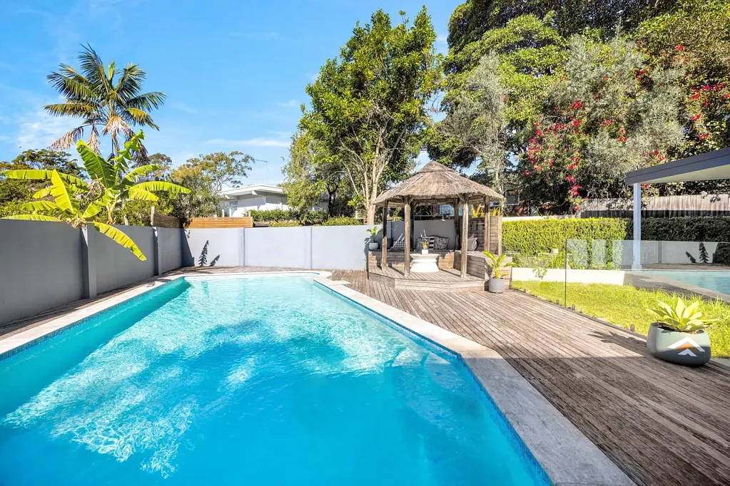Elanora Heights 5chambre Spacious Coastal Family Retreat with Tropical Pool & Cabana