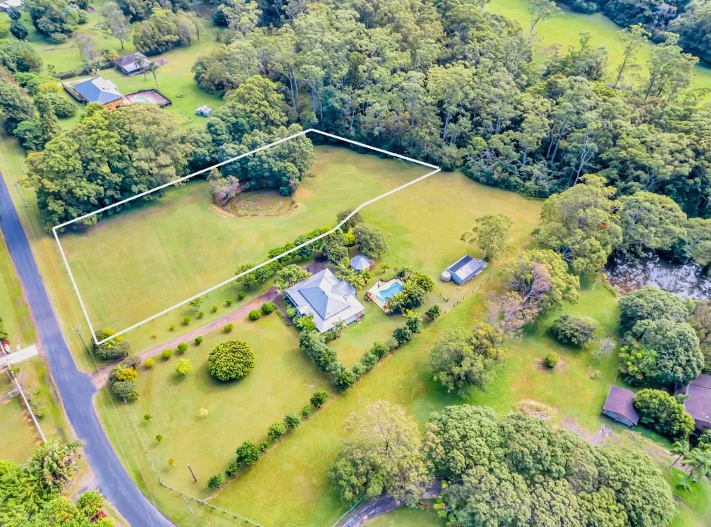 Sapphire Beach Build Your Dream Home On This Stunning Beachside Acreage