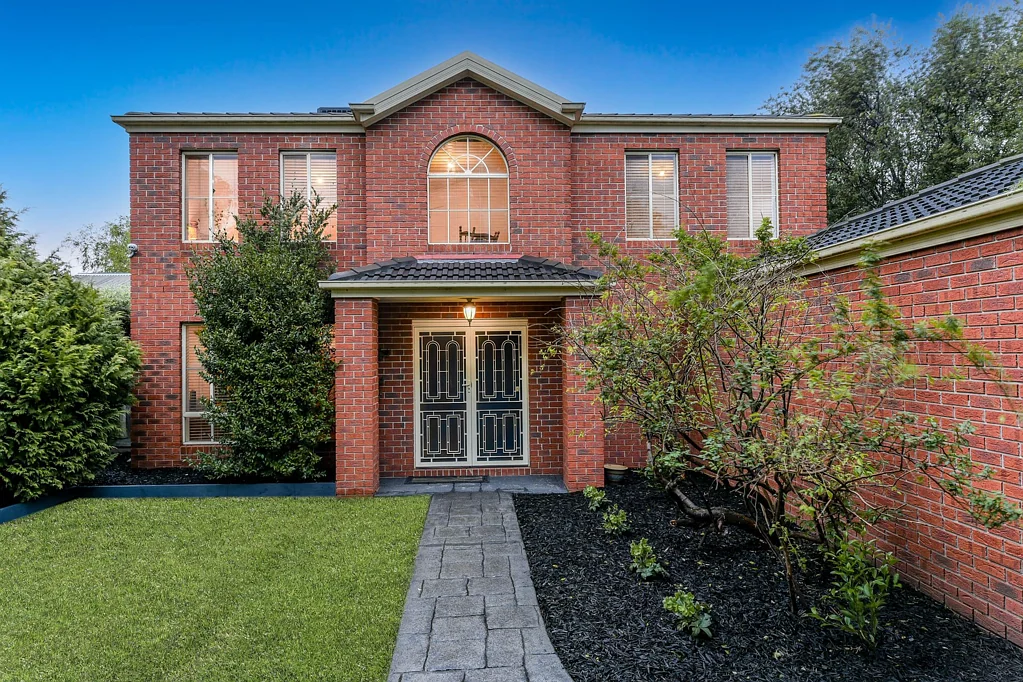 60 Edgbaston Circuit, Berwick, VIC 3806