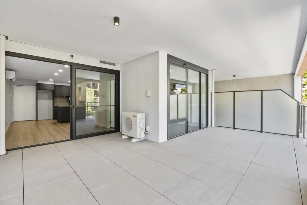 One Bed + Study Apartment In Ideal Location