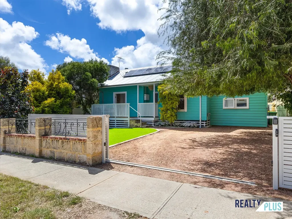 24 Grigg Place, Hilton, WA 6163