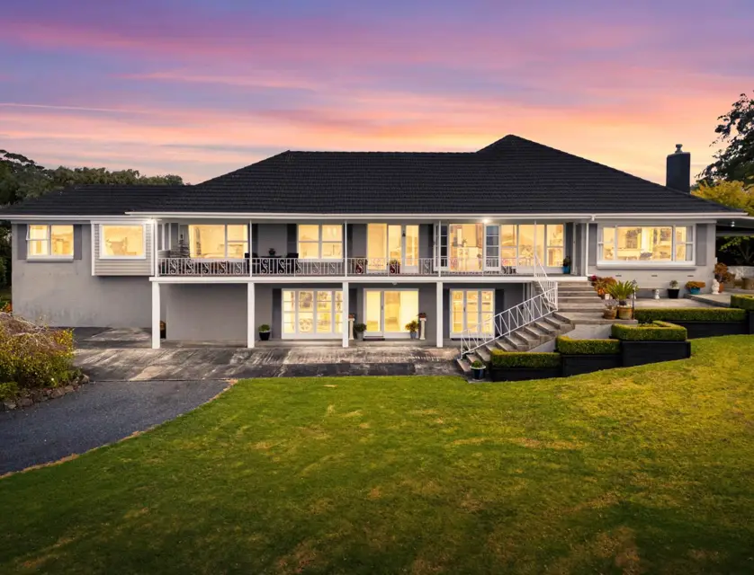 77 Point View Drive, East Tamaki Heights, Manukau City, 4房, 3浴, 乡村别墅