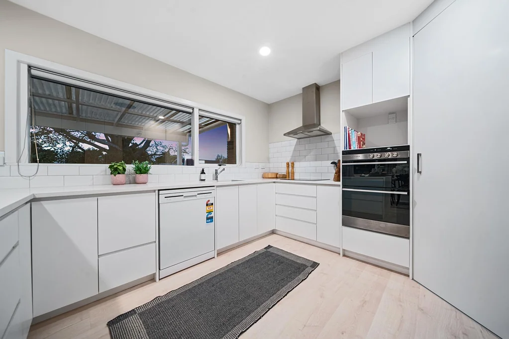 6 Youngs Road, Papakura, Auckland