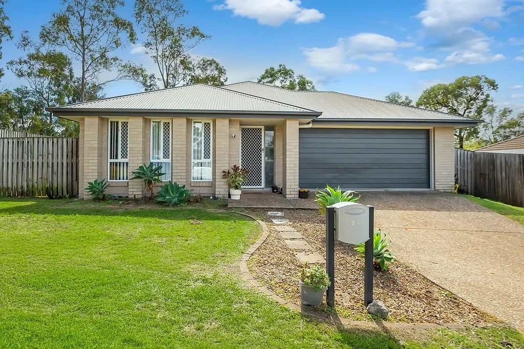 24 Goldenwood Crescent, Fernvale, QLD 4306