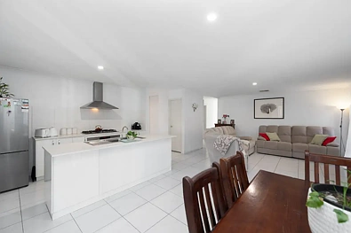 17 Biscayne Road, Brabham, WA 6055, 4 phòng ngủ, 2 phòng tắm, House