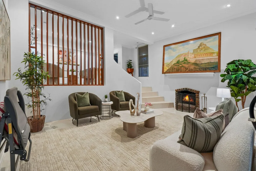 Springwood 4ਬੈੱਡਰੂਮ Pizza Nights, Pool Days & A Backyard Bar: Fully Renovated 4-Bed Springwood Home