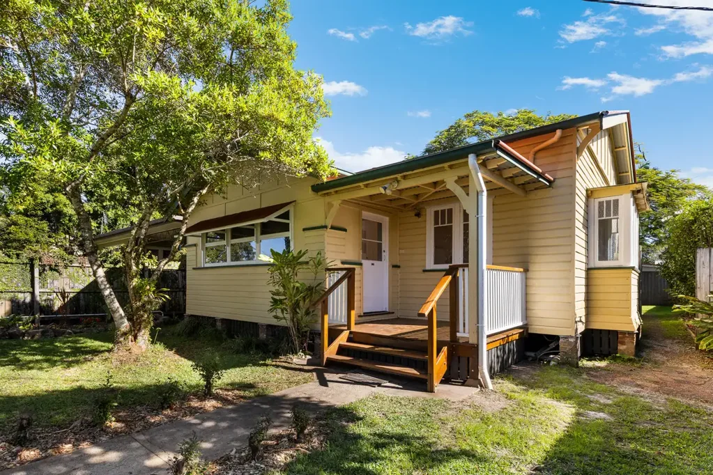 Mullumbimby 3房  Character Cottage with Rear Lane Access in the Heart of Mullumbimby
