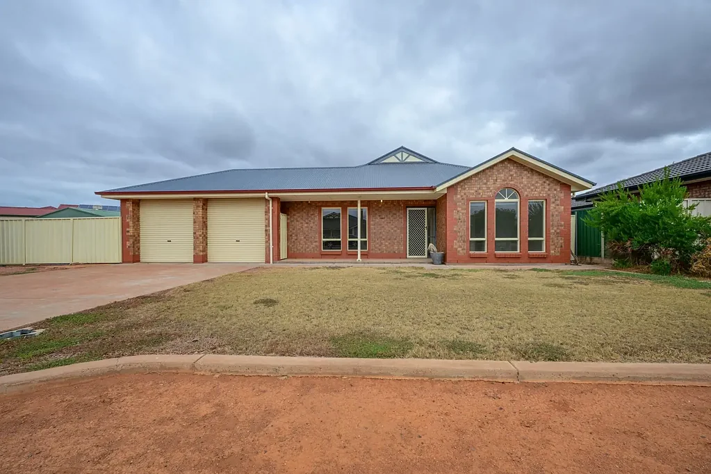 11 Middleback Drive, Whyalla Jenkins, SA 5609