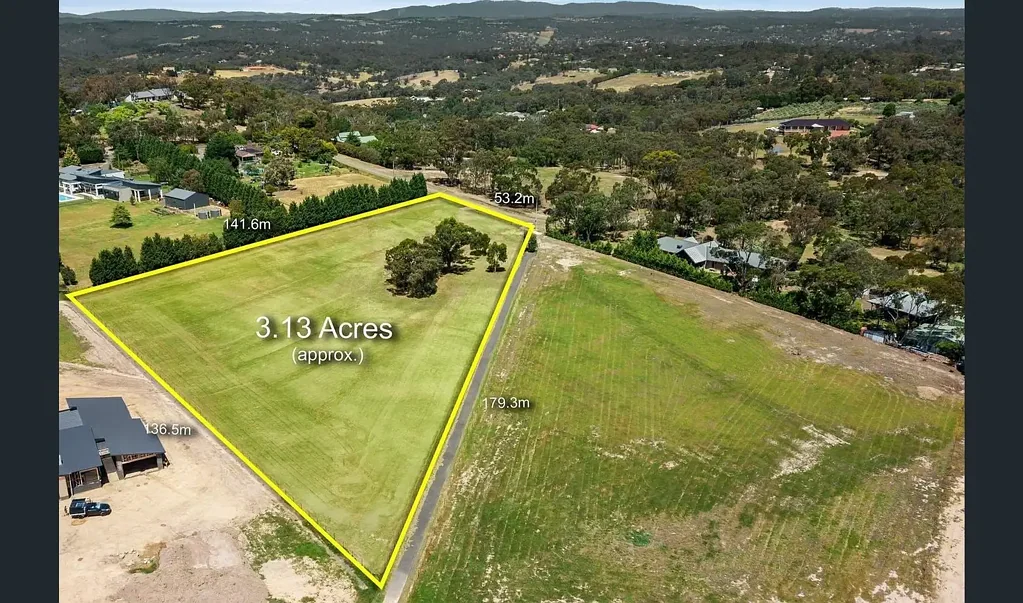 Yarrambat Land Location & Lifestyle * 3.13 Acres*