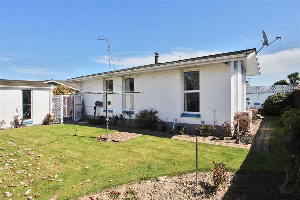 2/220 Waimairi Road, Ilam, Christchurch, 2 chambres, 1 salles de bain