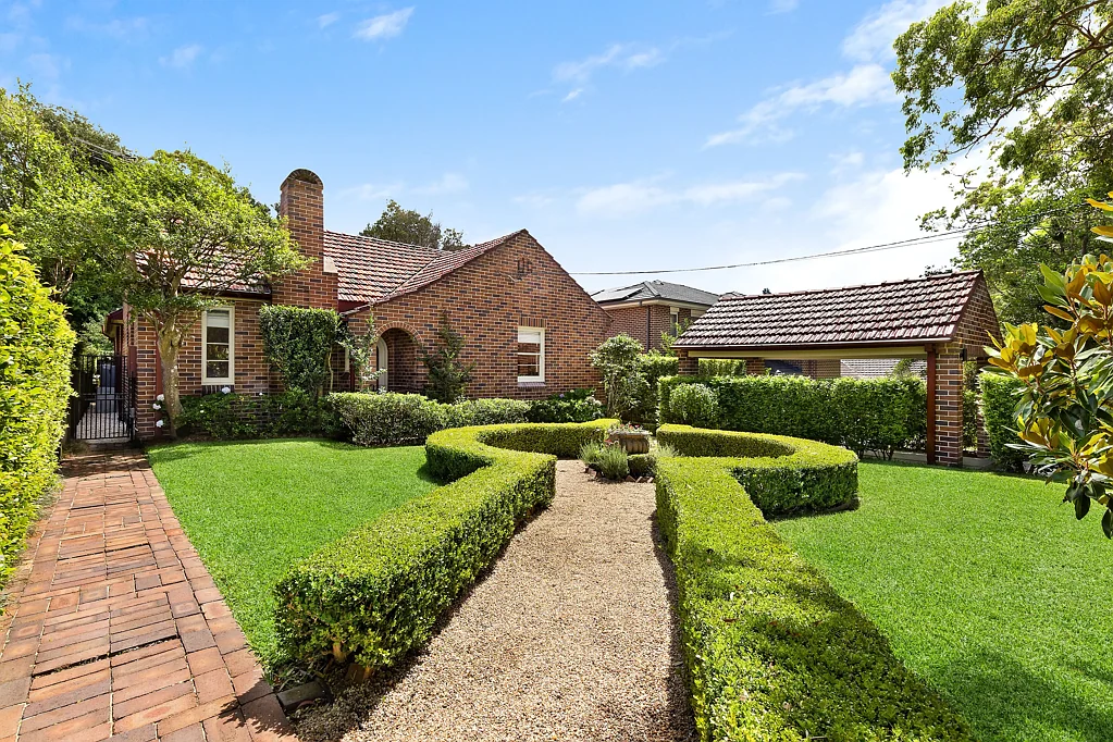 22 Lennox Street, Gordon, NSW 2072