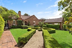 22 Lennox Street, Gordon