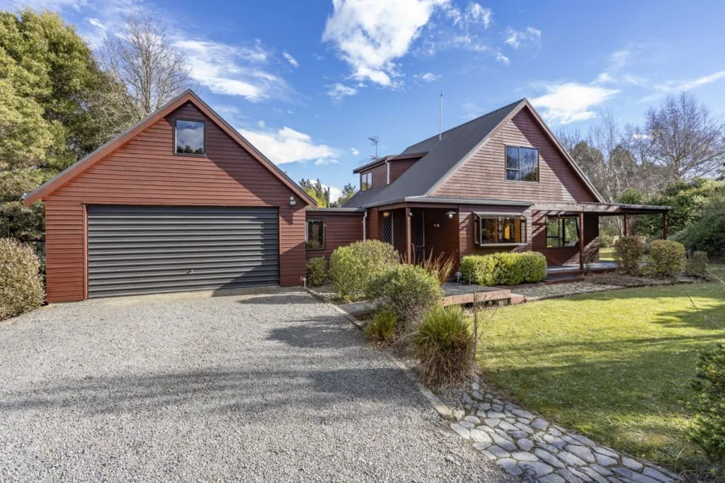 Loburn 3 Bedroom Crafted for Country Living