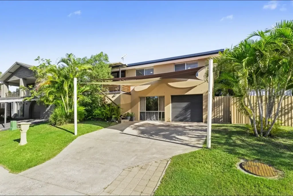 FAMILY HOME IN PRIME LOCATION
