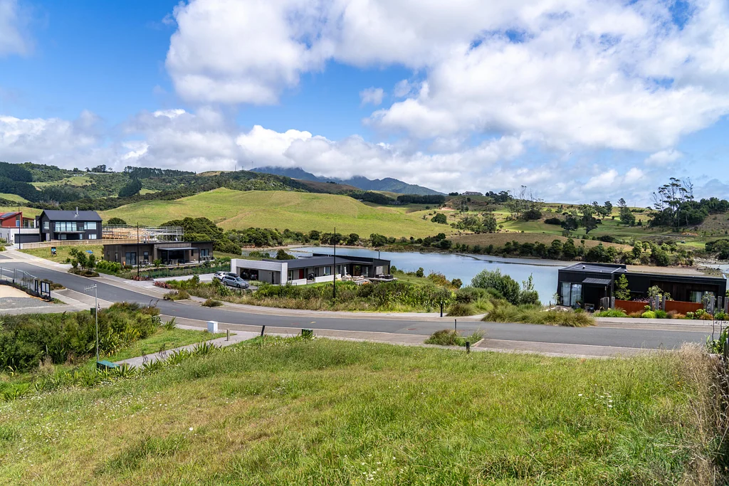 Raglan  Harbour and mountain views.