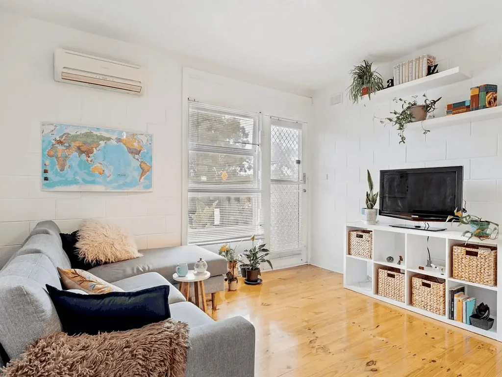 Convenient Ground Floor, 1-Bedroom Living in Camden Park