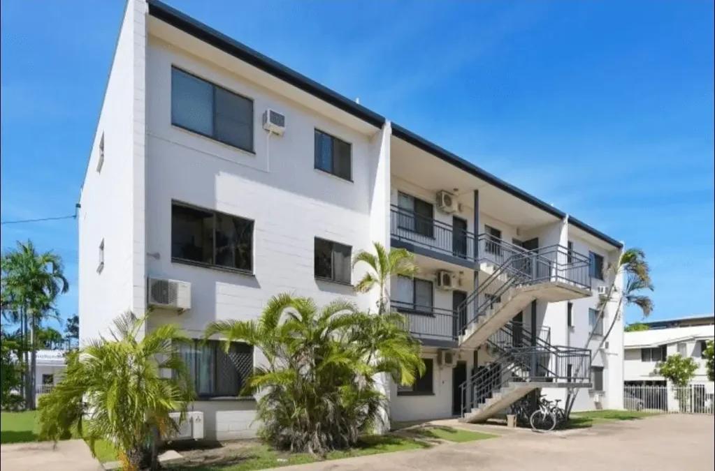 EXCEPTIONAL INNER-CITY LIFESTYLE IN SOUGHT-AFTER LARRAKEYAH