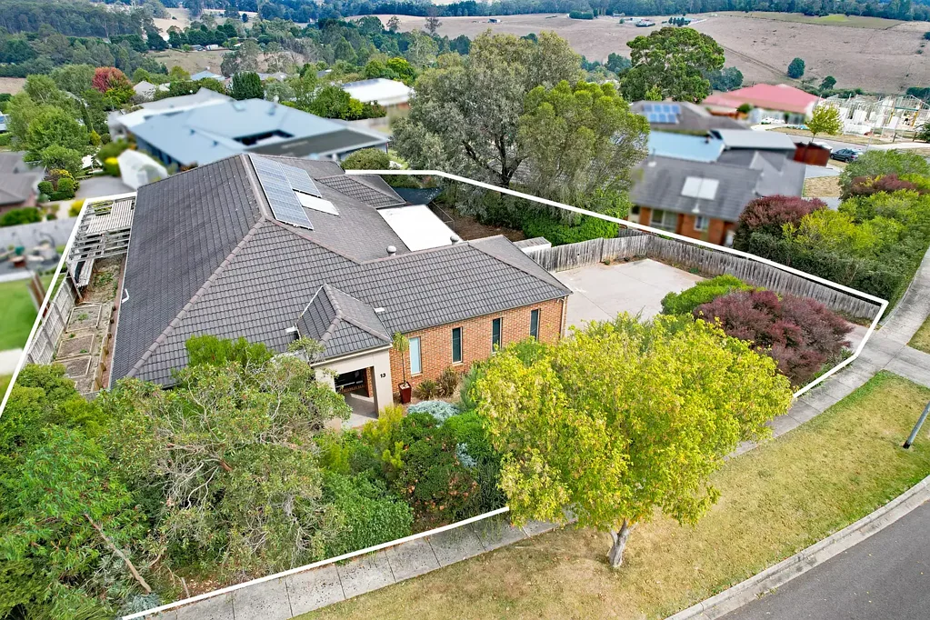 Neerim South 4部屋 Spacious family home on 1025m²