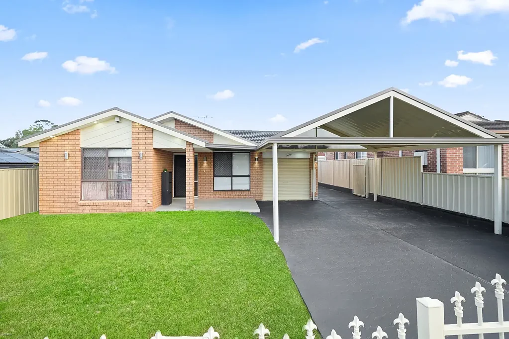 3 Aminta Crescent, Hassall Grove, NSW 2761