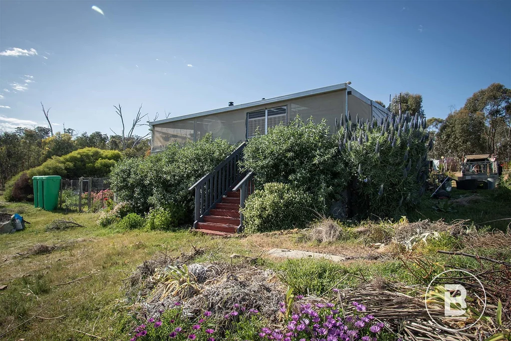 144 O'briens Drive Mcintyre  Via, Dunolly, VIC 3472
