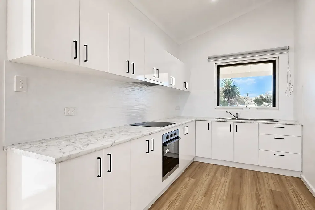Brand New & Perfectly Positioned Granny Flat