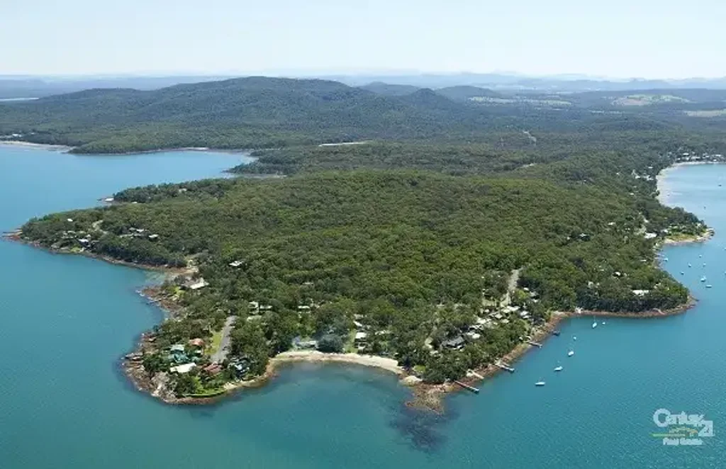 North Arm Cove NON-URBAN LAND. CURRENTLY UNABLE TO BUILD A RESIDENTIAL DWELLING