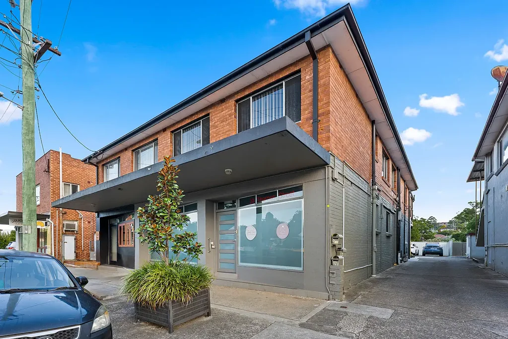 West Wollongong 3Zimmer Prized Three-Bedder in a Vibrant Locale