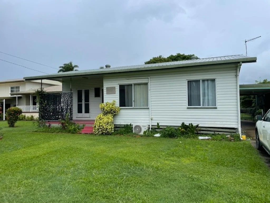 17 Davy Avenue, Proserpine, QLD 4800