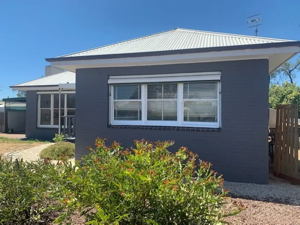 HOUSE FOR LEASE – 25 CHARLES STREET, JEPARIT
