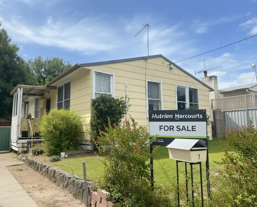 1 Tenth Street, Eildon, VIC 3713