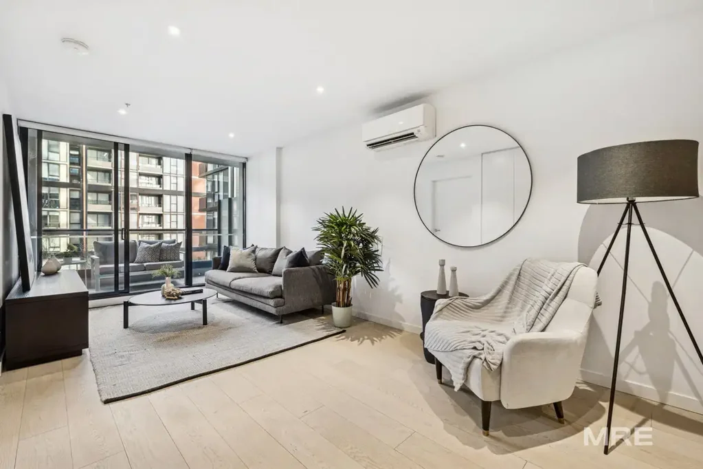 Moonee Ponds 1房 Mason Square精装公寓 书房独立 书石台面厨房 阳台私享 地下车位 住户设施齐全 步行商圈公园 Modern Living with Work-From-Home Flexibility in Mason Square