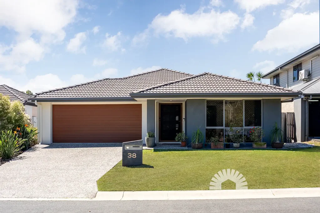 Narangba 3कमरा Modern Family Comfort and Easy Living in Narangba