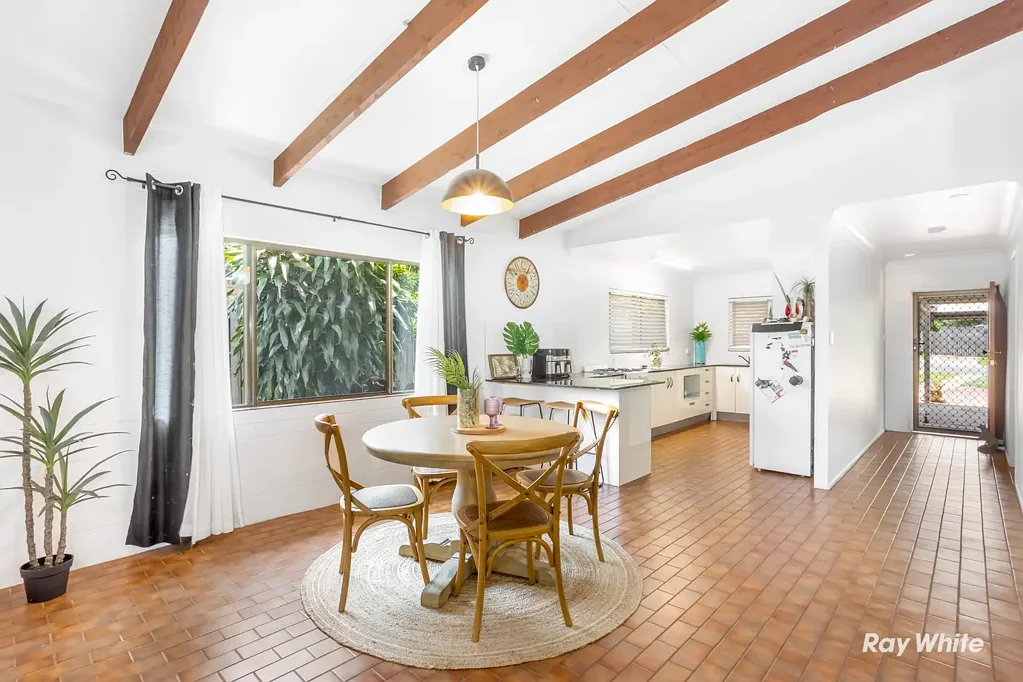 Taranganba 3房  Your Own Private Garden Retreat in the Heart of Taranganba