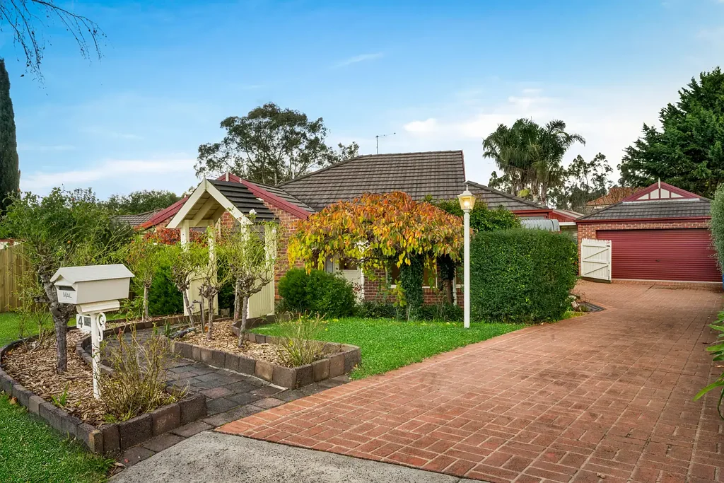 4 Furness Court, Berwick, VIC 3806
