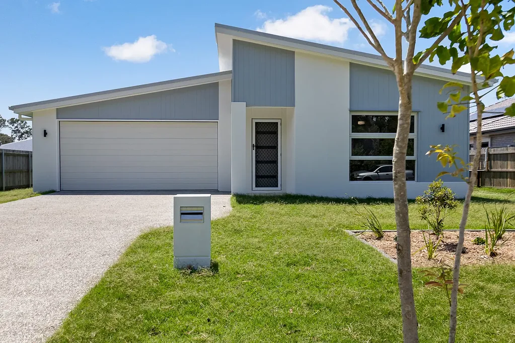 Burrum Heads 4कमरा Brand New Coastal Haven