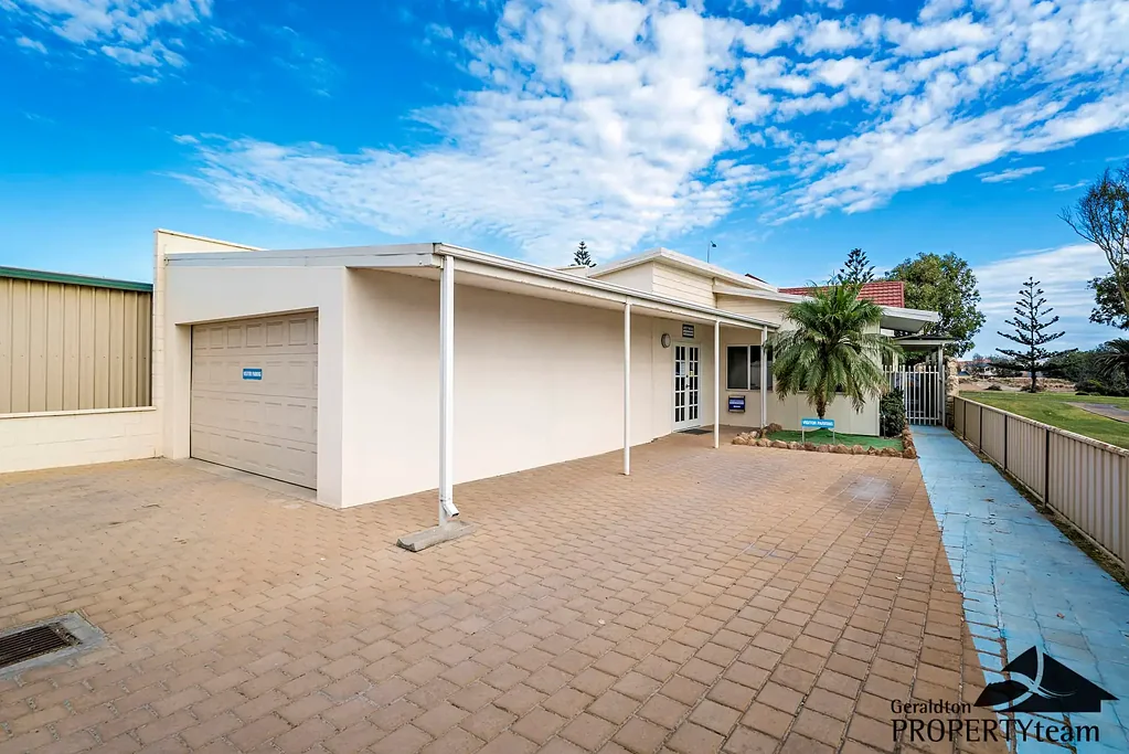 Geraldton 9 Bedroom Versatile CBD Investment With High-Yield Potential