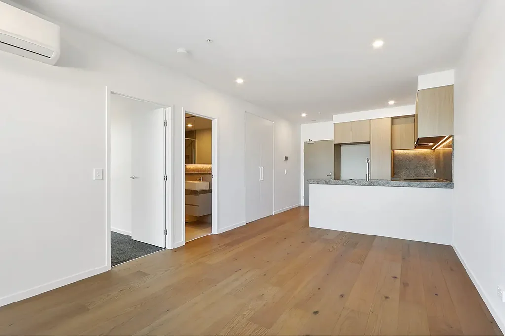 BRAND NEW 1 BEDROOM APARTMENT