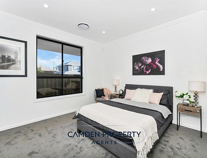 1 &amp; 1a Rainbird Street, Menangle Park, Macarthur Region, 5 غرف, 3 حمامات, House