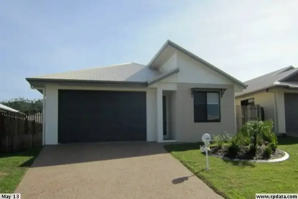 Modern Family Living in Willow Bank