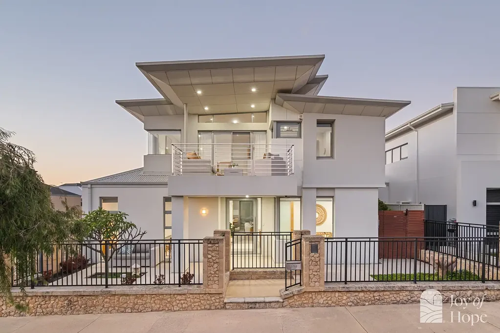 19 Picnic Parade, Burns Beach, WA 6028