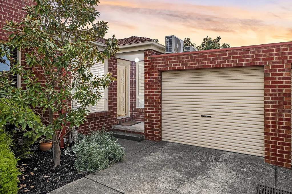8/11 Willow Street, Essendon, VIC 3040