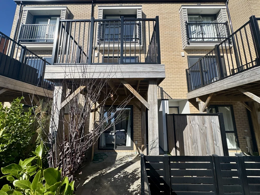 Spacious three bedroom home with a garage