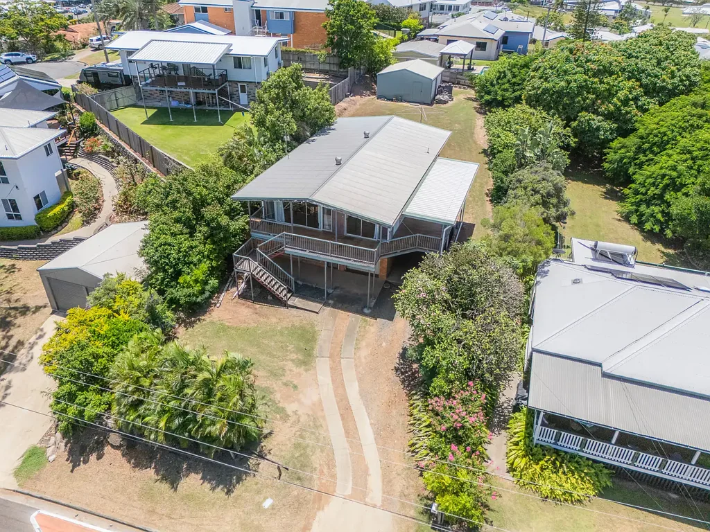 14 Hunter Street, West Gladstone, QLD 4680